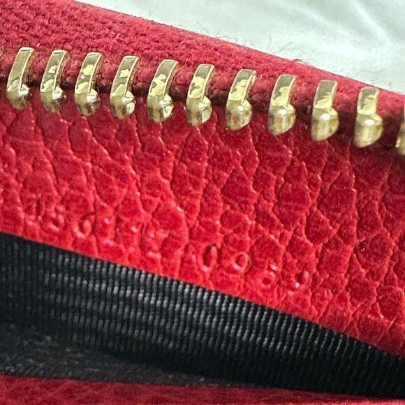 💯Authentic Gucci Marmont Zipped Around Long Wallet 🍀 - Picture 9 of 16